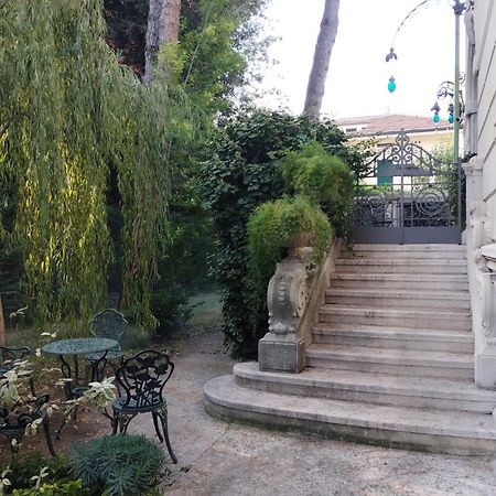 Nobili Libardi - Villa Basevi ヴェローナ エクステリア 写真